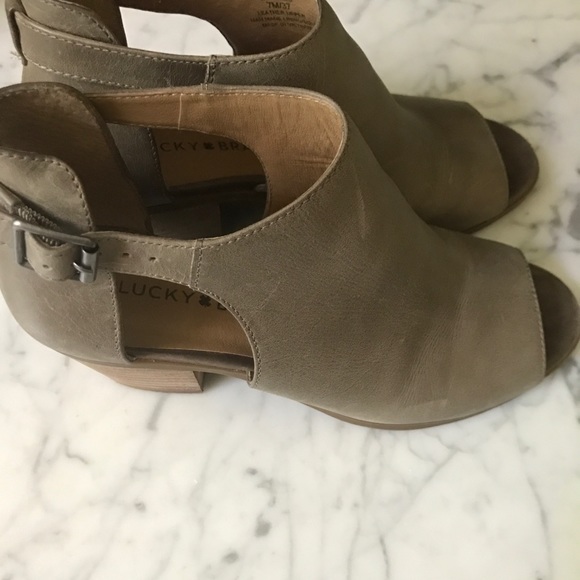 Lucky Brand 7 - Picture 3 of 5